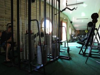 Salle de sport équipée